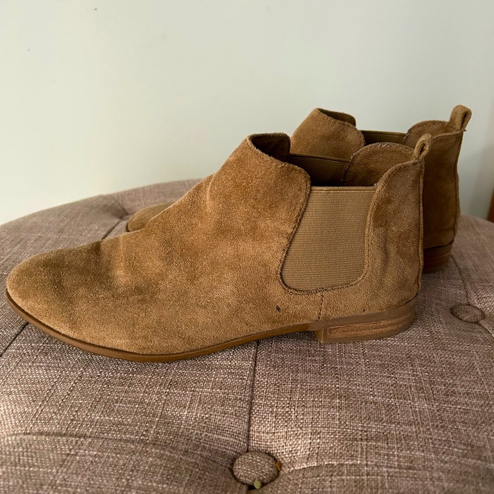 Slip on bootie